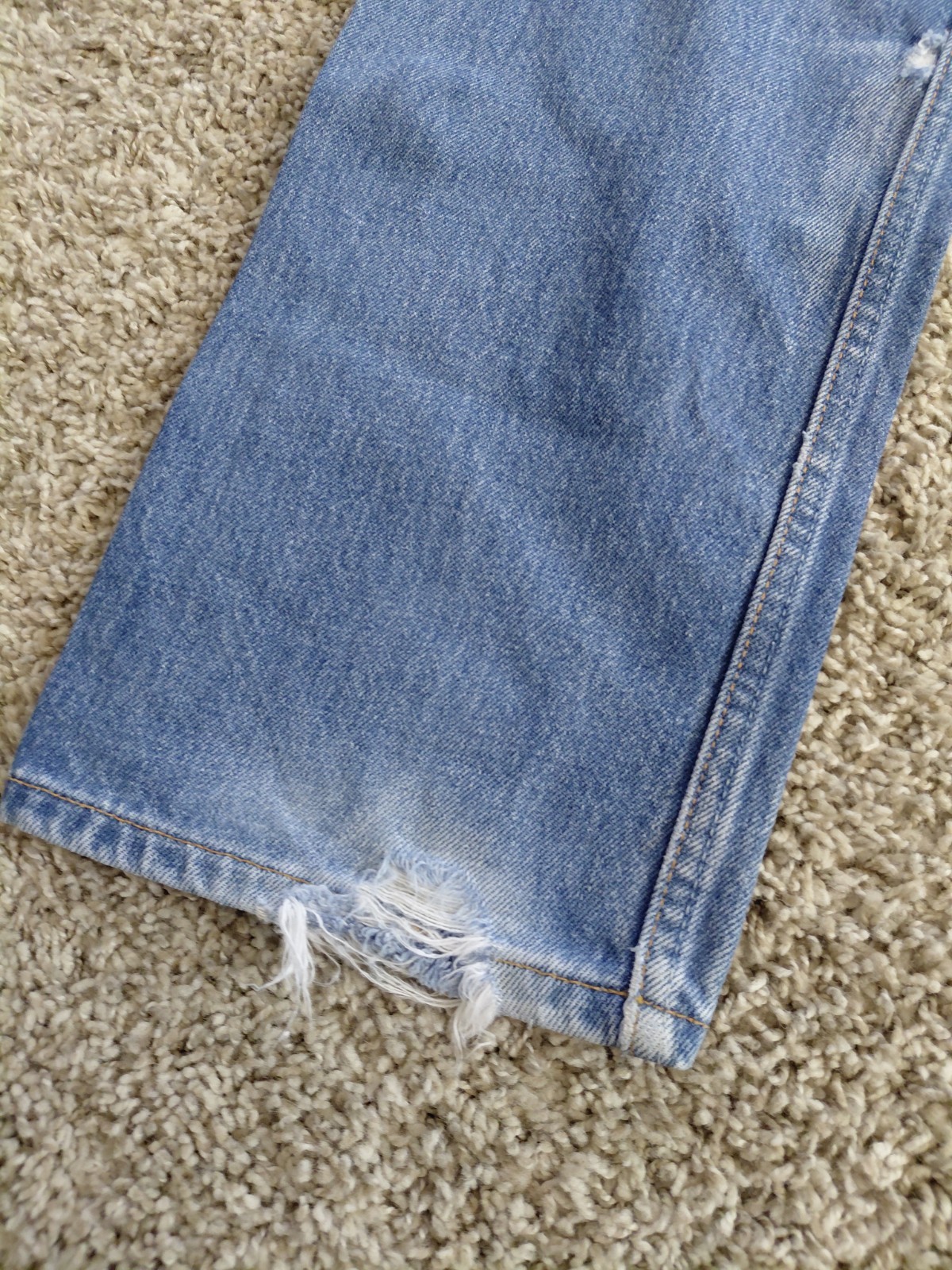 Vintage Y2k Levi’s 501XX Button Fly Jeans Made in USA Mens
