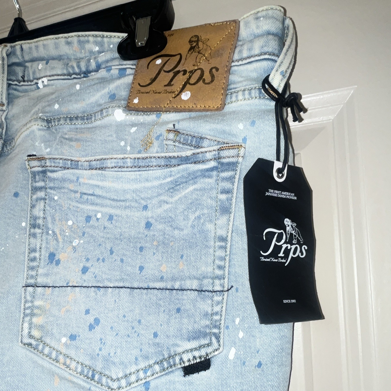 PRPS Men’s Slim Fit Light Indigo Denim Jeans Paint Splatter NWT Size 36