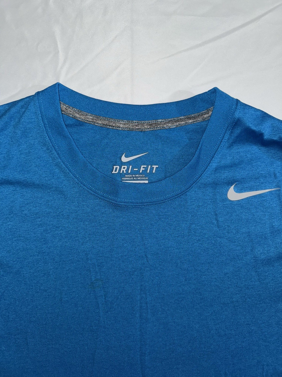 Nike Men’s Dri-FIT Training T-Shirt Blue Heathered Short Sleeve Gym Tee Small