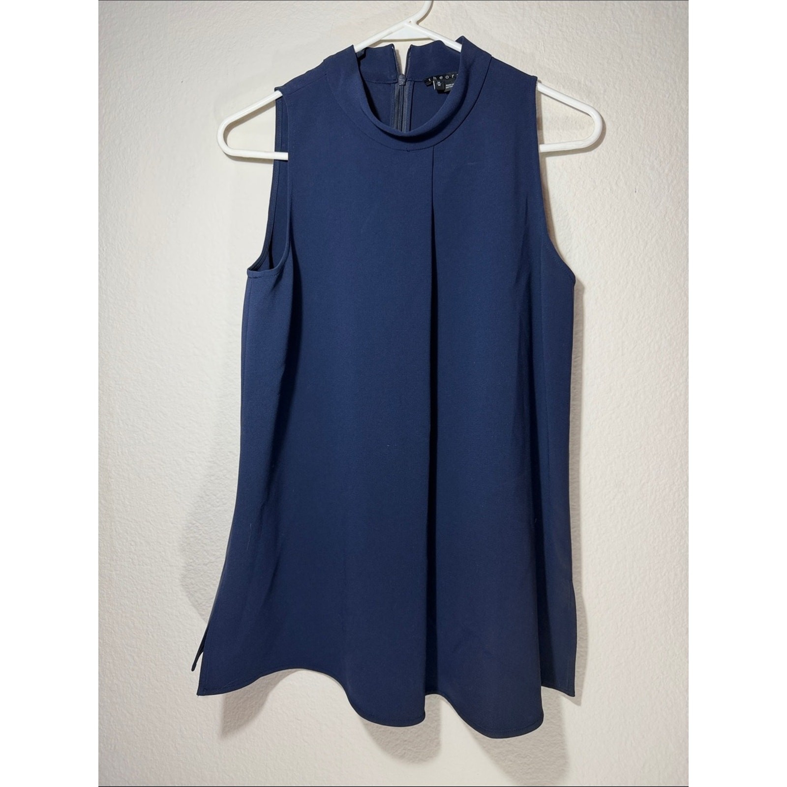 Theory Navy Sleeveless Mock-Neck Camisole