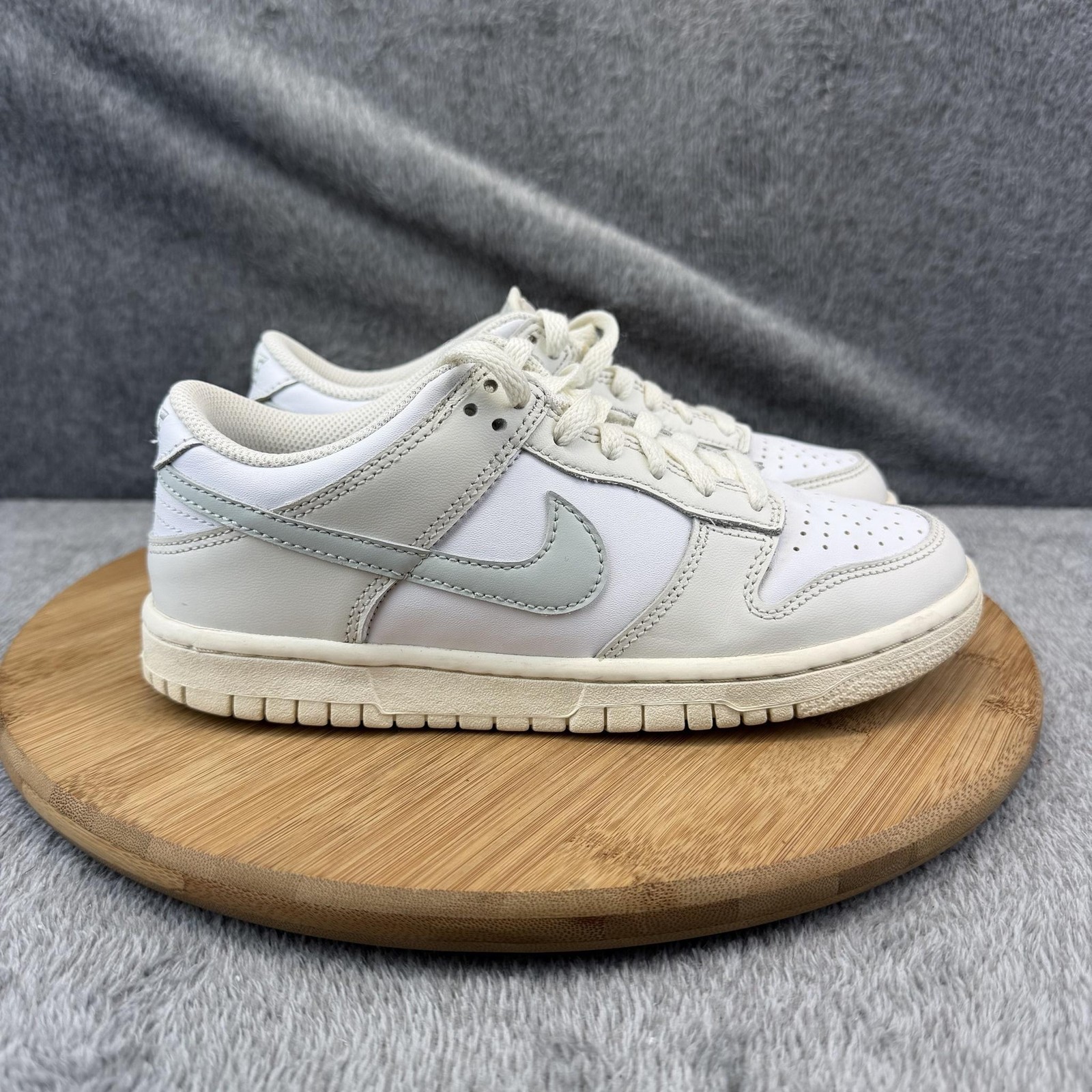 Nike Dunk Low Shoes Boys Size 4.5Y White Leather Casual Sneakers FB9109-109