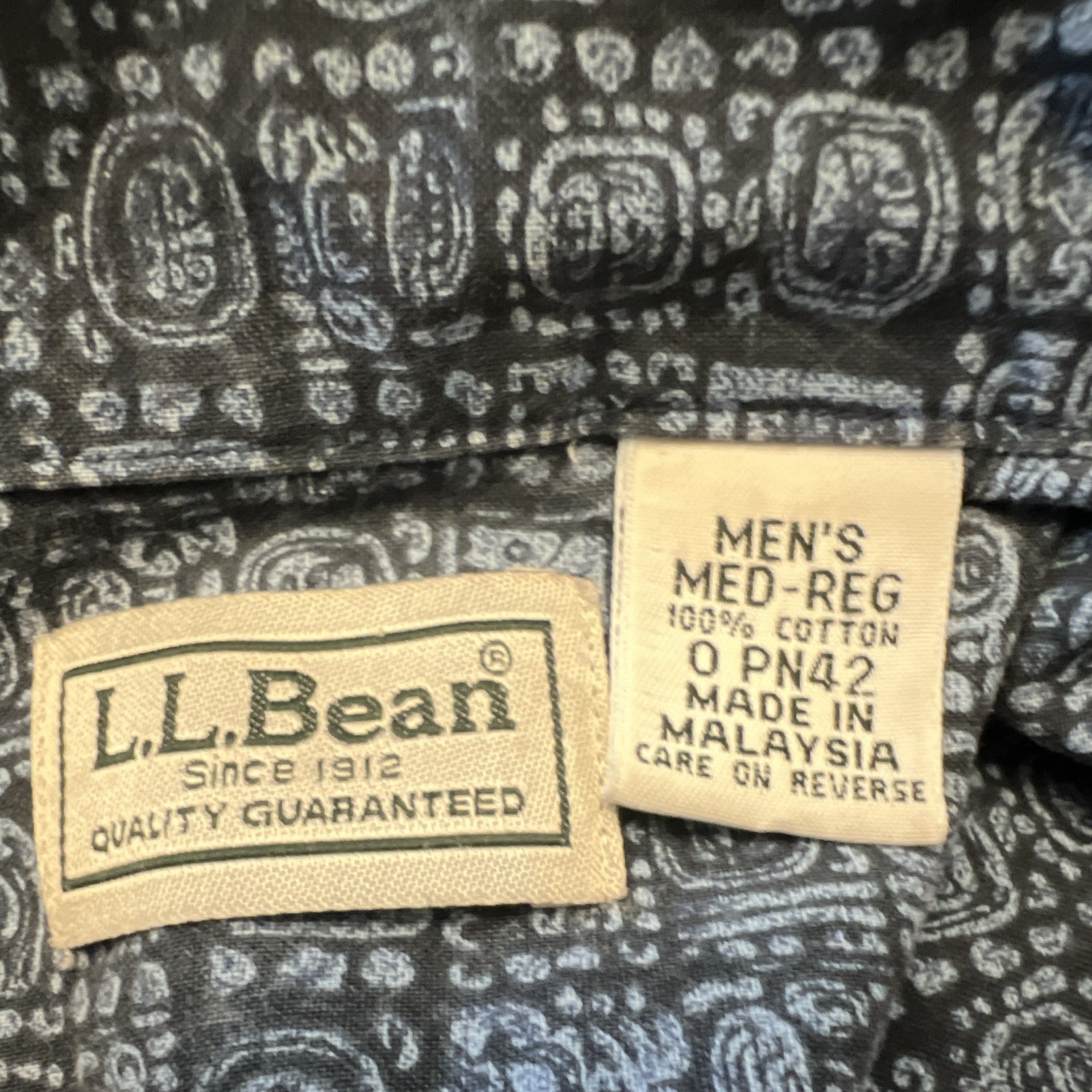 L.L.Bean Men’s M Regular Blue/Gray Geometric Cotton Short Sleeve Button-Up