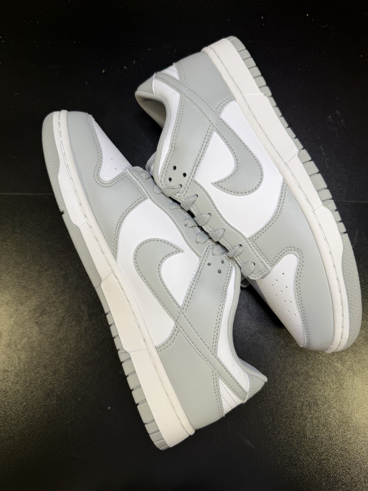 SIZE: 9M Nike Dunk Low White/Light Smoke Grey Leather Lace Up Low Top Men’s