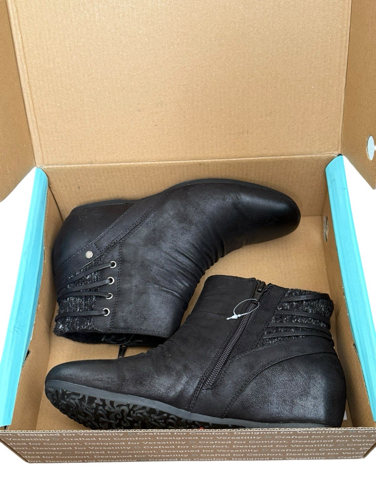 Baretraps Black Wedge Ankle Booties Womens Size 8M Peanut Side Zip Comfort NIB