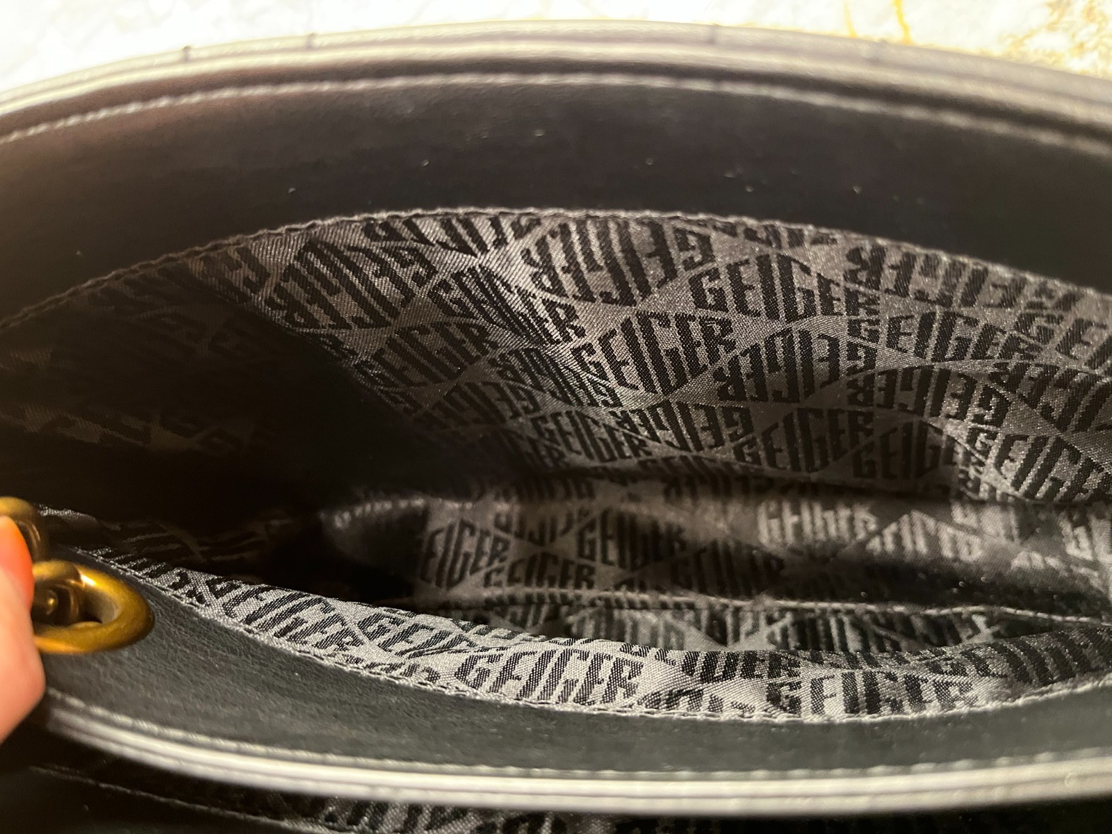 kurt geiger preowned black leather quilted kensington two way handbag/ crossbody