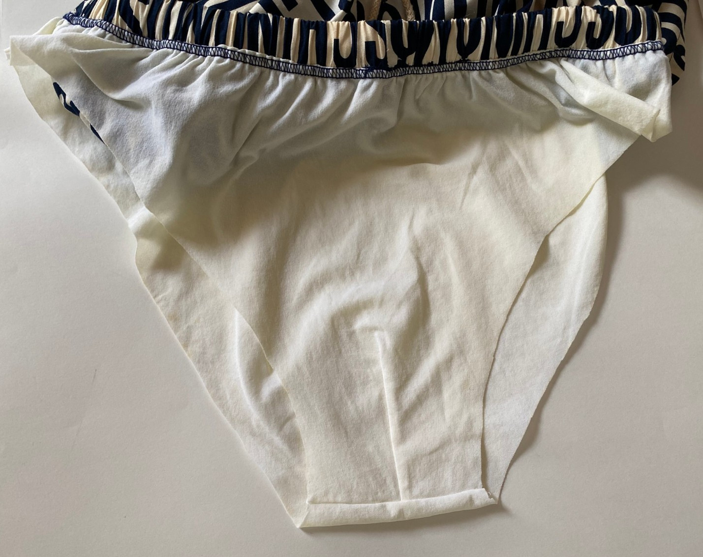 Moschino Mare Swim Shorts Navy All-over Logo Print IT50 90s Made in Italy New