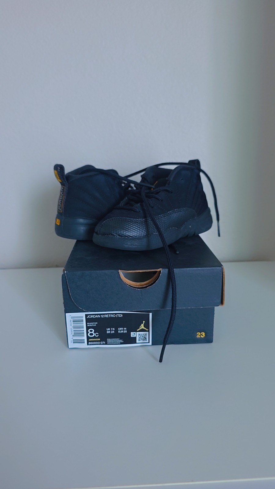 Jordan 12 Retro (TD) Black/Gold Toddler Leather Mid Top Sneakers US 8C