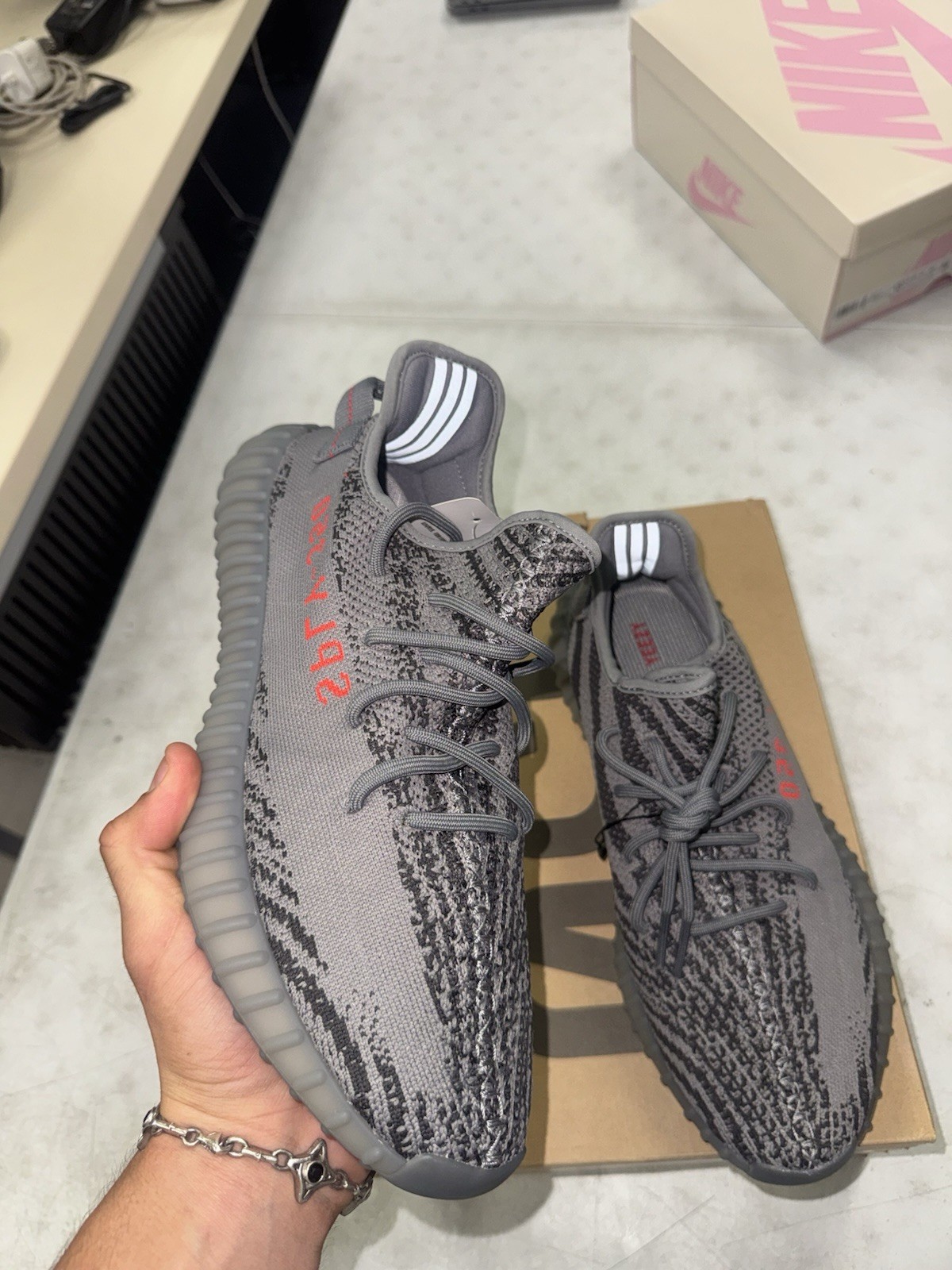 adidas Yeezy Boost 350 V2 Beluga 2.0 Size 11.5 Brand New