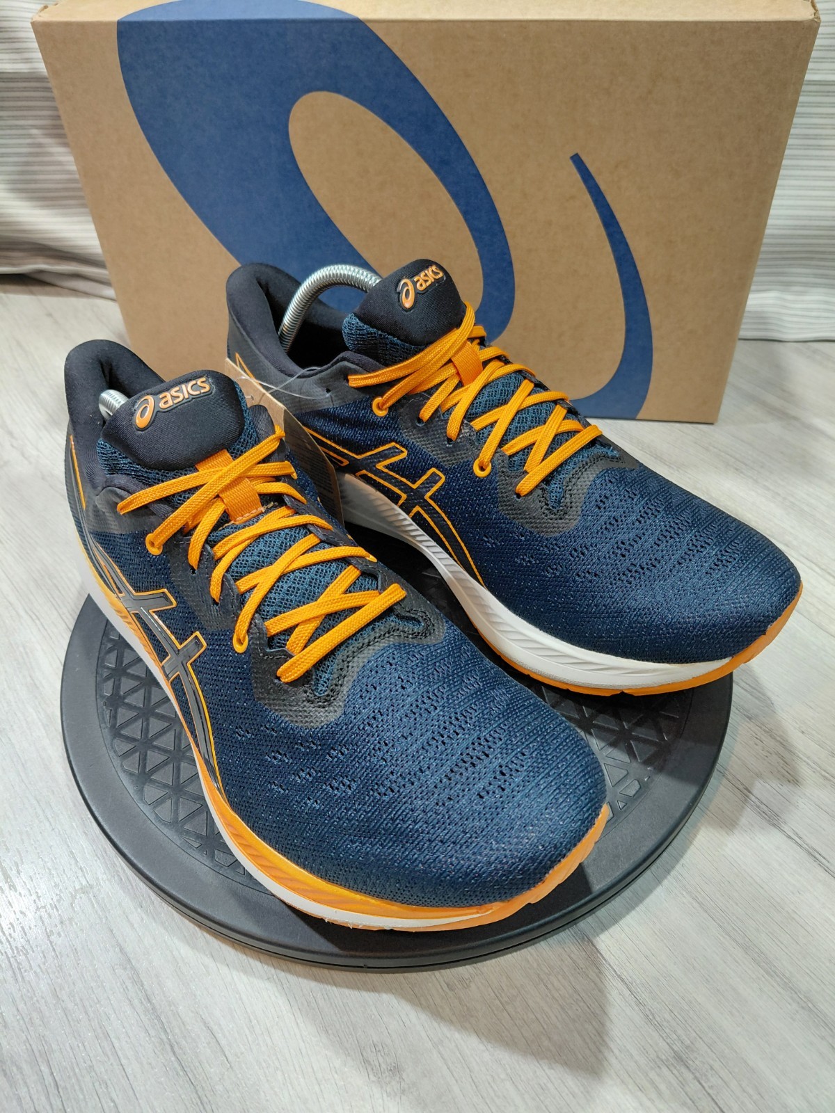 ASICS EZERIDE French Blue/Yellow Men’s 11 Low Top Lace-Up Sneakers 1011B788-401