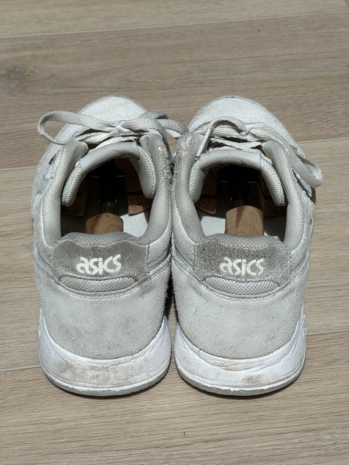 Men’s Asics Lyte Classic Casual Athletic Shoes Oyster Smoke Grey Beige Size 11.5