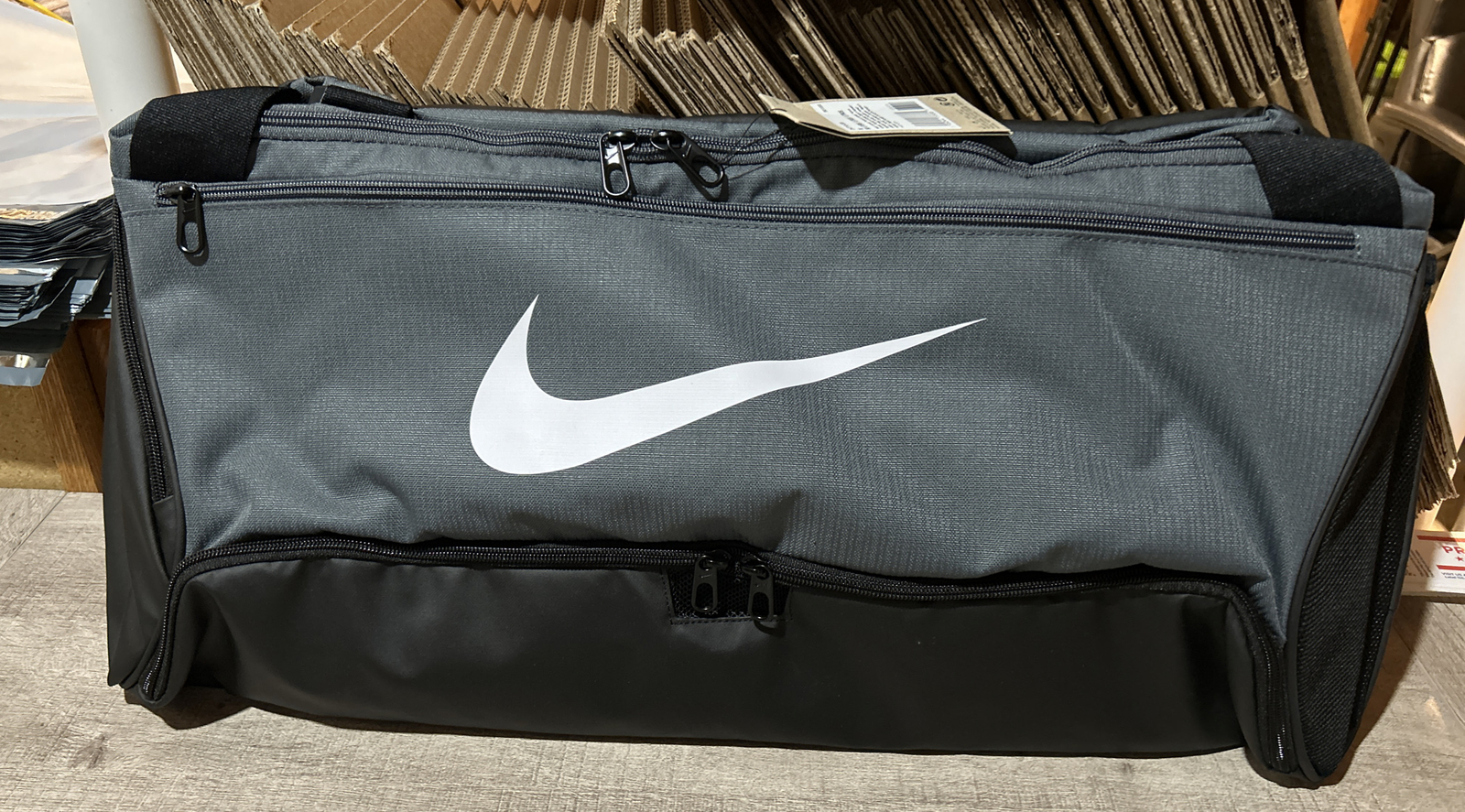 Nike Brasilia Training Duffel Gym Bag Med 60L Black/Grey Travel Tote DH7710 A4