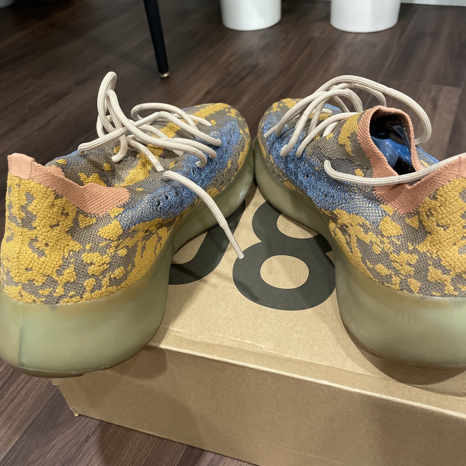 adidas Yeezy Boost 380 Low Top Blue Oat Men’s Sneakers 047306 Size 11
