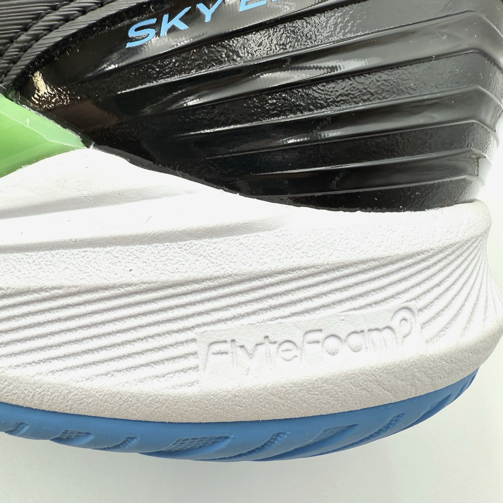 ASICS Sky Elite FF 2 Volleyball Shoes Men’s Size 14 Black / Lime Burst 1051A064