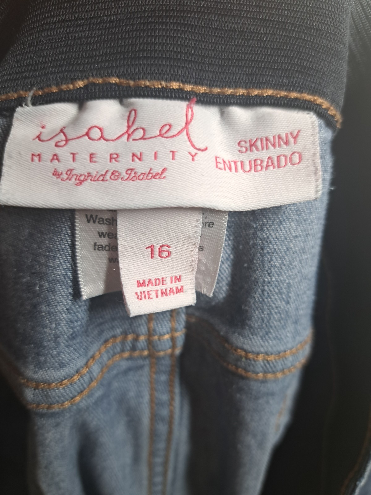 Isabel Maternity Distressed Skinny Jeans Sz 16. (Waist 40 inches Unstretched)