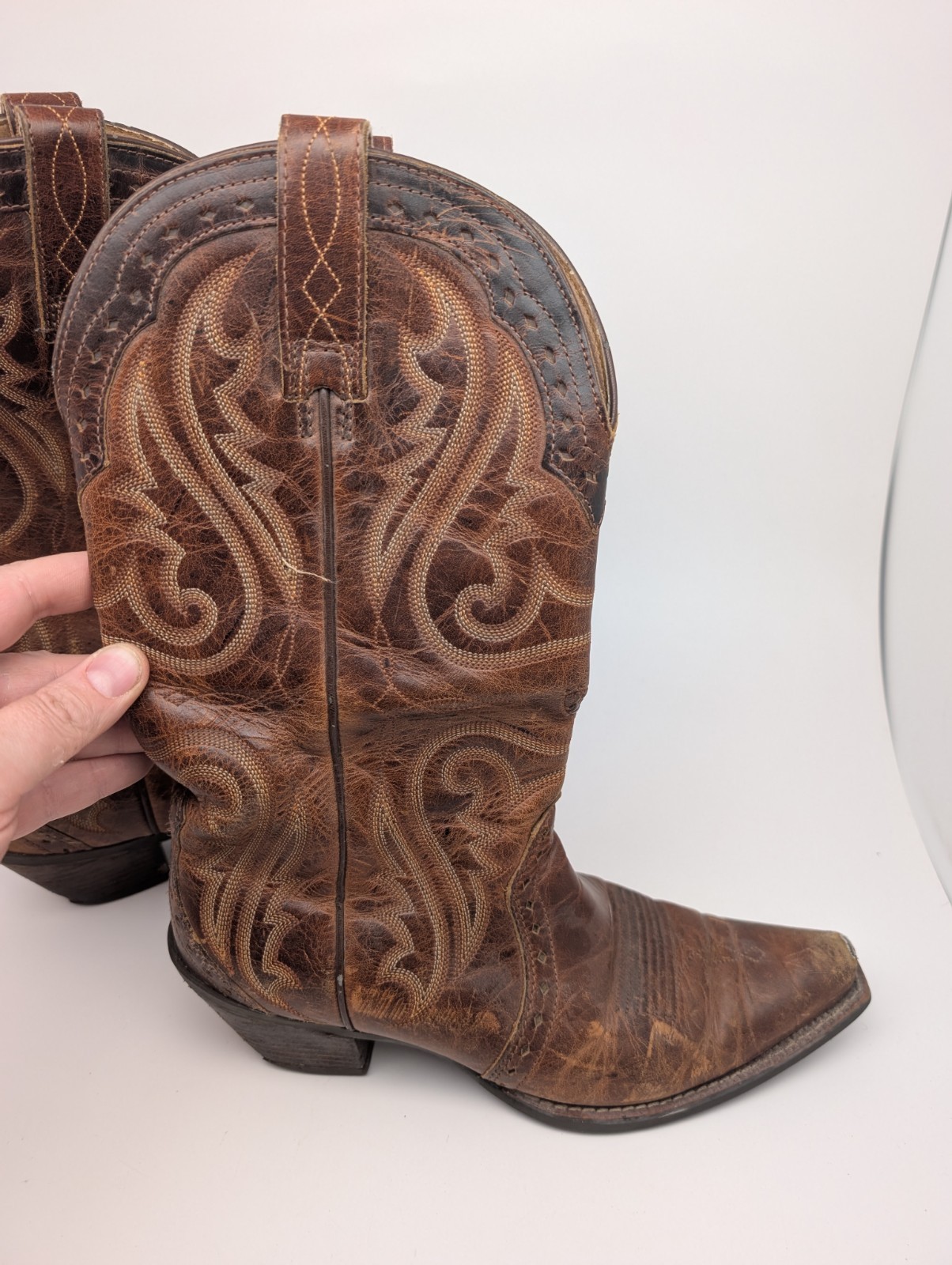 Ariat WOMEN’S 7 B Heritage Western Regular Toe Boot Caramel Model #10005908 LOOK