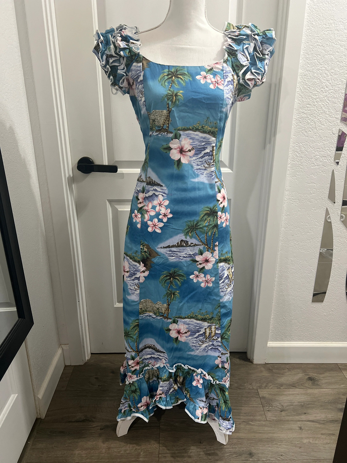NWOT KY’s Hawaii Vintage Blue Ruffle Shoulder Hawaiian Long Maxi Dress XS, L, XL