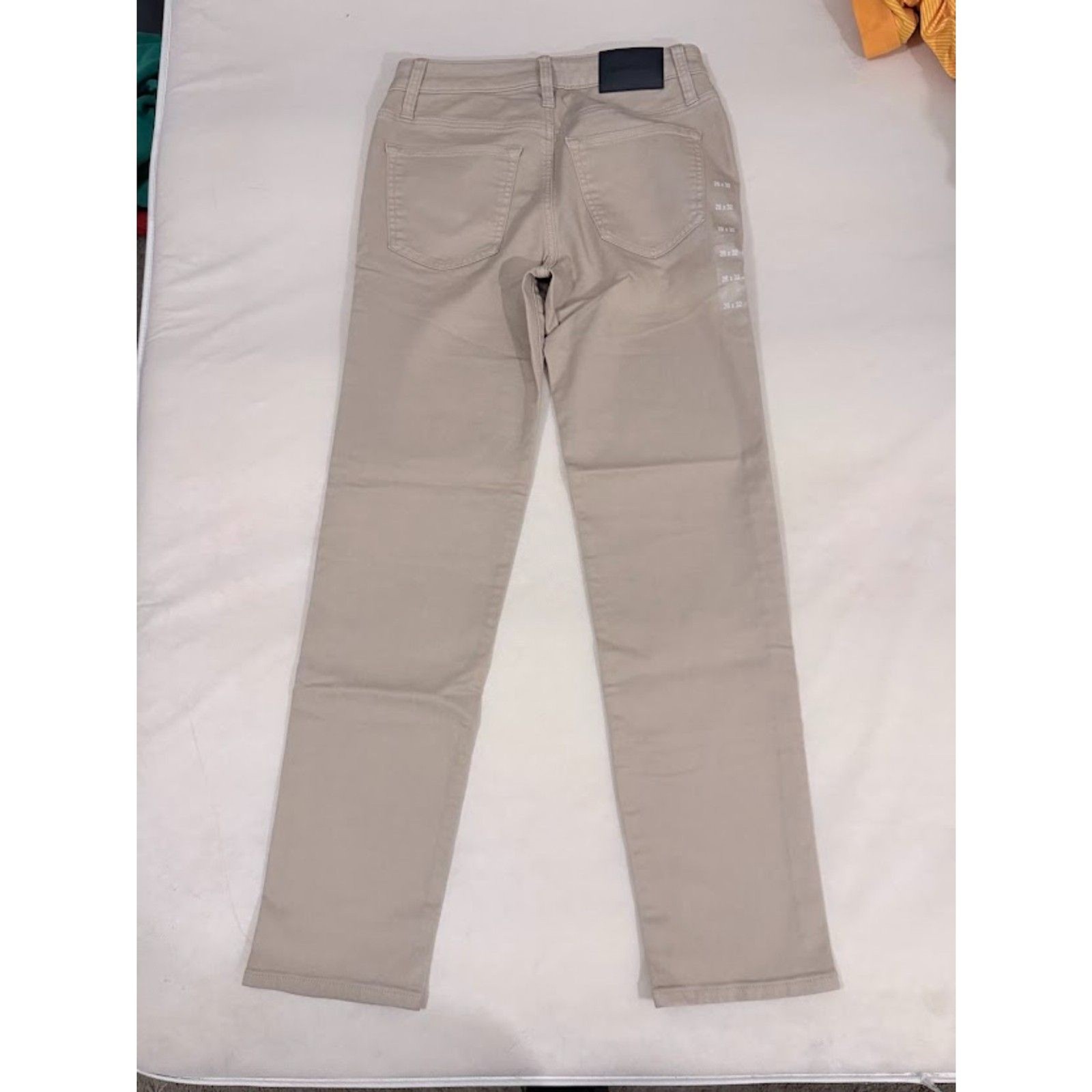 Men’s Express Khaki Slim Straight Jeans 28×32 NWT