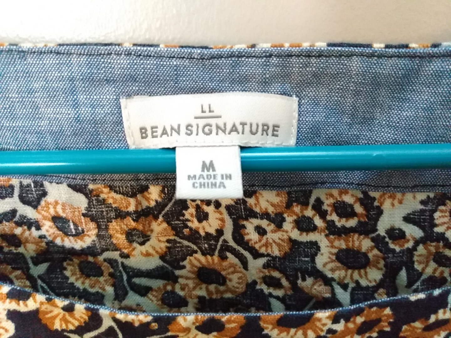 L.L. Bean Signature 100% Linen Navy Sunflower Short Sleeve Top Blouse Women’s M