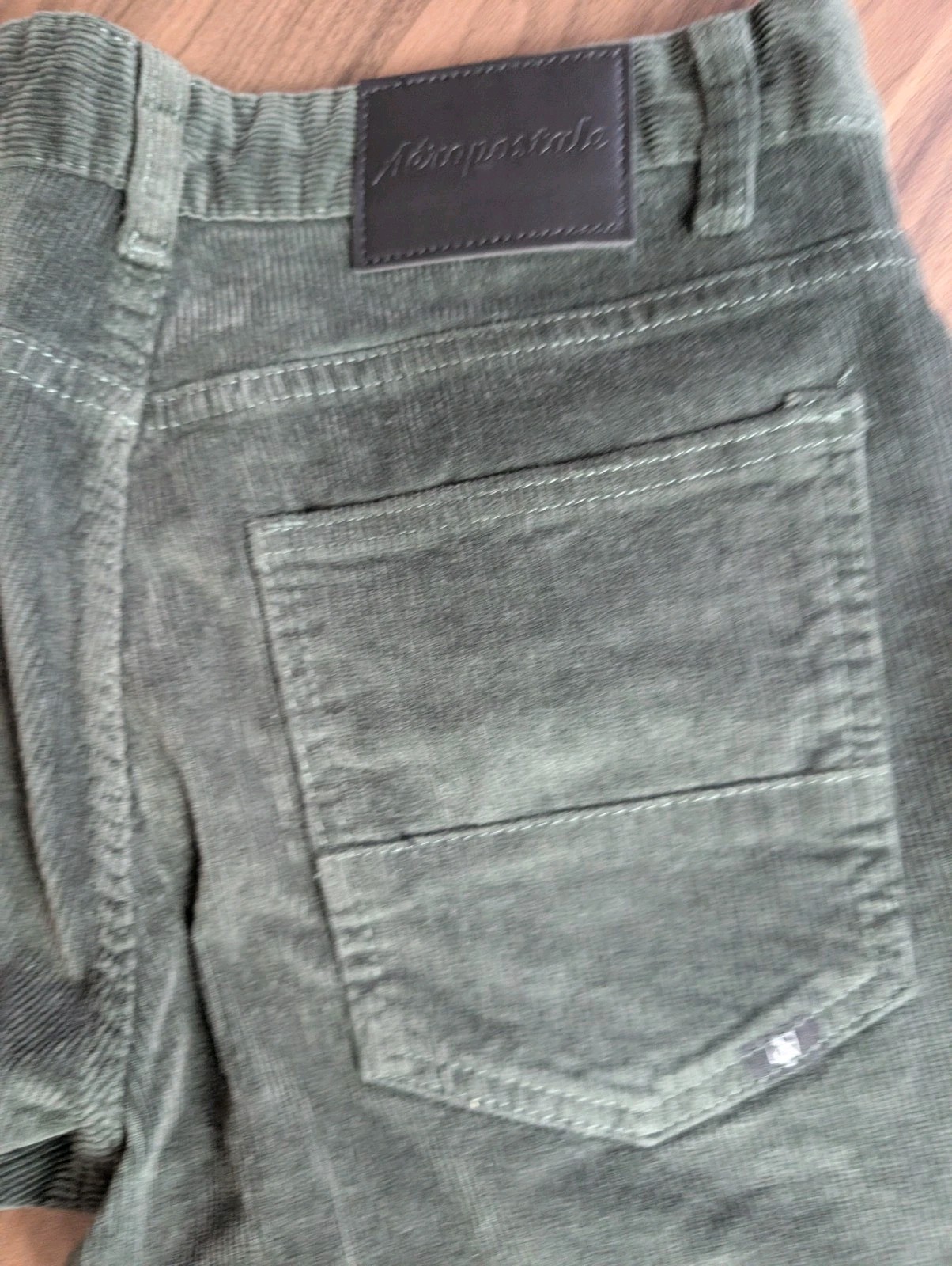 Aeropostale Mens 30×32 Olive Green Corduroy Pants Straight Stretch Casual 5…