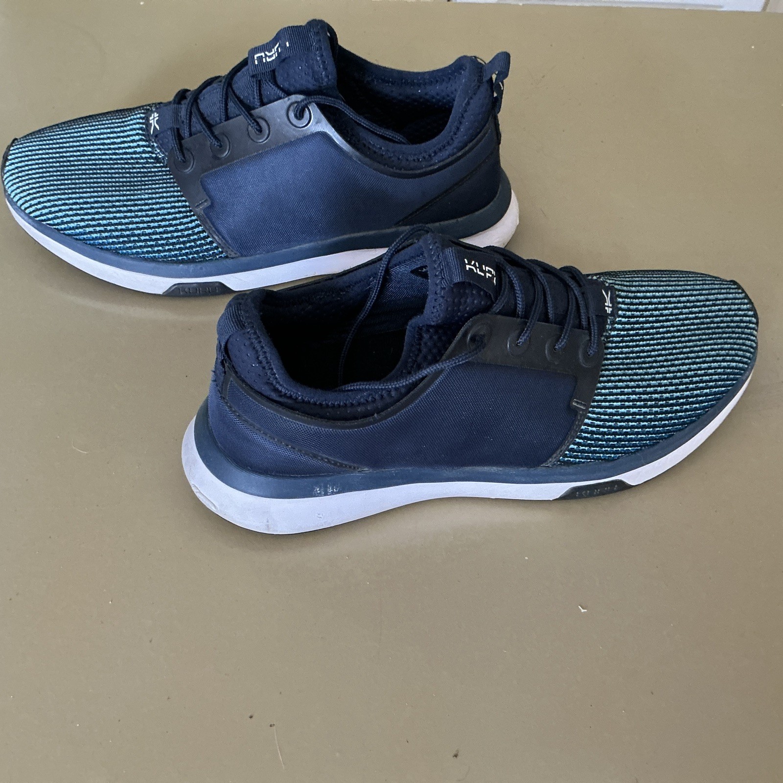 Kuru Atom Cloud Mens Walking Shoes Sz 10 Blue Low Top Sneakers Mesh Lace Up