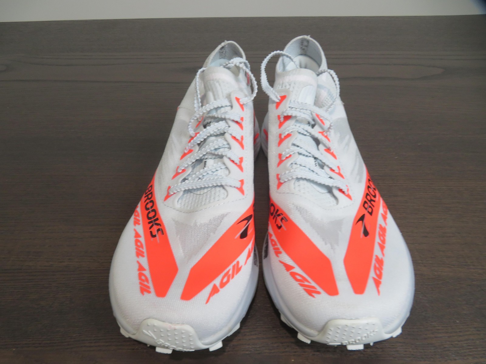 Brooks Catamount Agil Shoes Mens Size 7 White Orange Trail Running 1000451D488