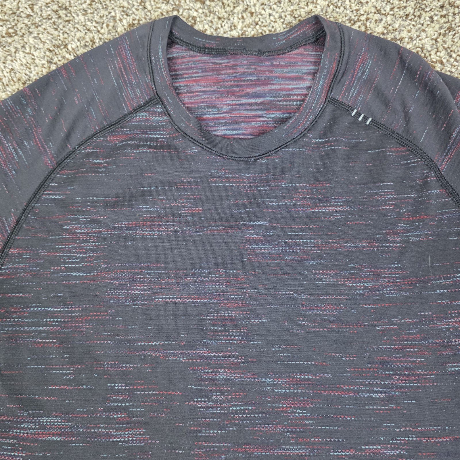 Lululemon Metal Vent Tech Shirt Men’s S (38″) Black Active Workout Gym