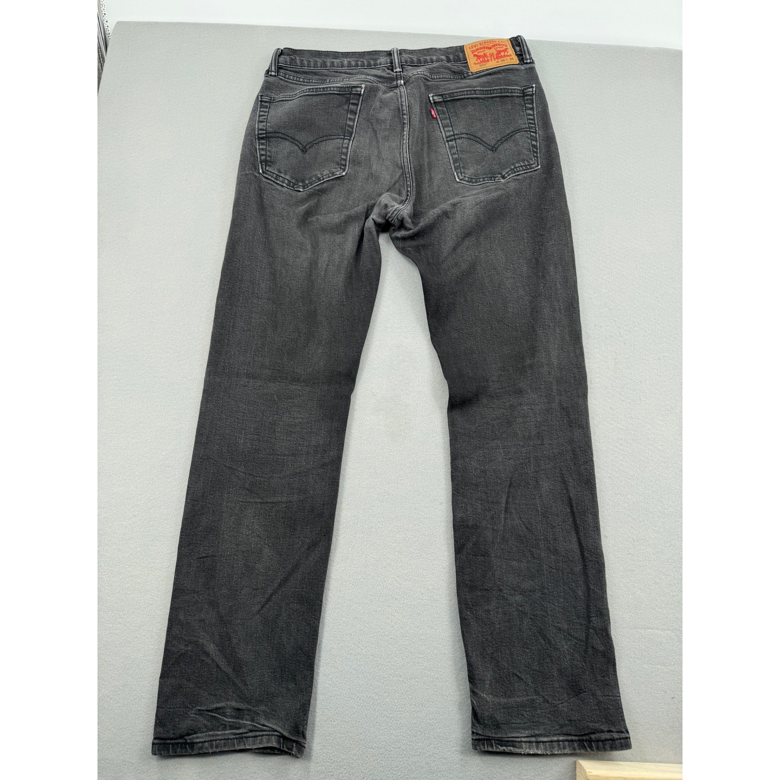 Levis 505 Regular Fit Jeans Mens 36×34 (36×32) Faded Black Straight Leg Denim
