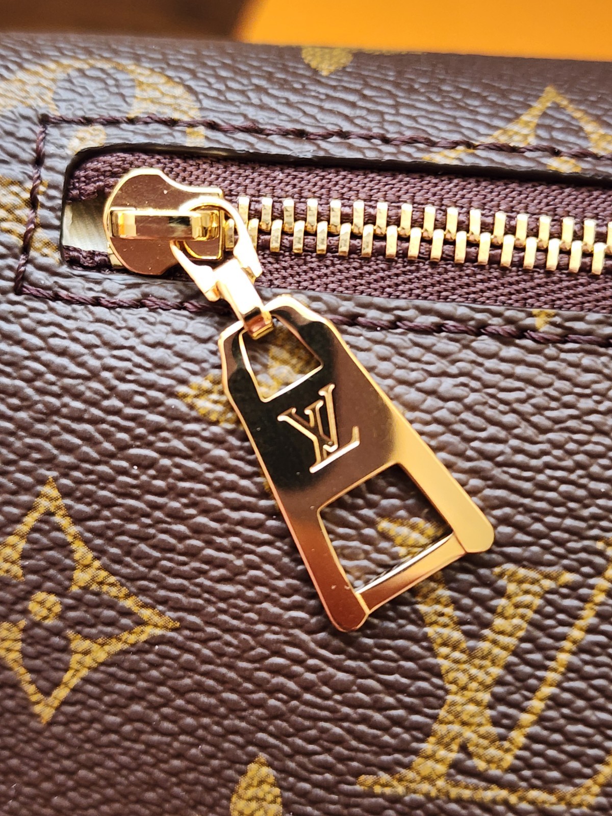 $2020 Brand New Authentic Louis Vuitton High Rise Monogram Belt Bag M46784