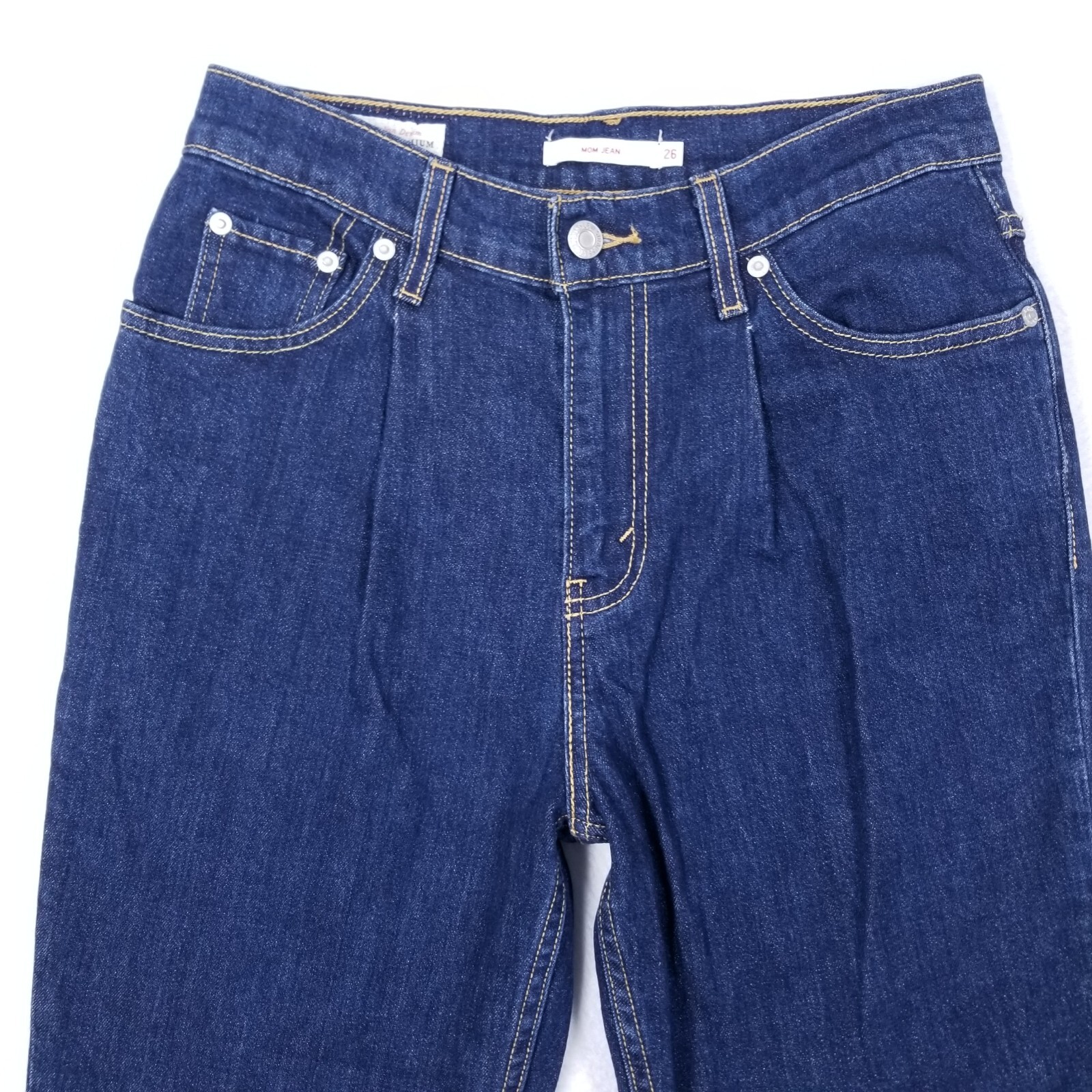 Levi’s Big E Mom Jean Women’s Denim Blue Jeans Size 26 (Measures 27×27) Hi Rise