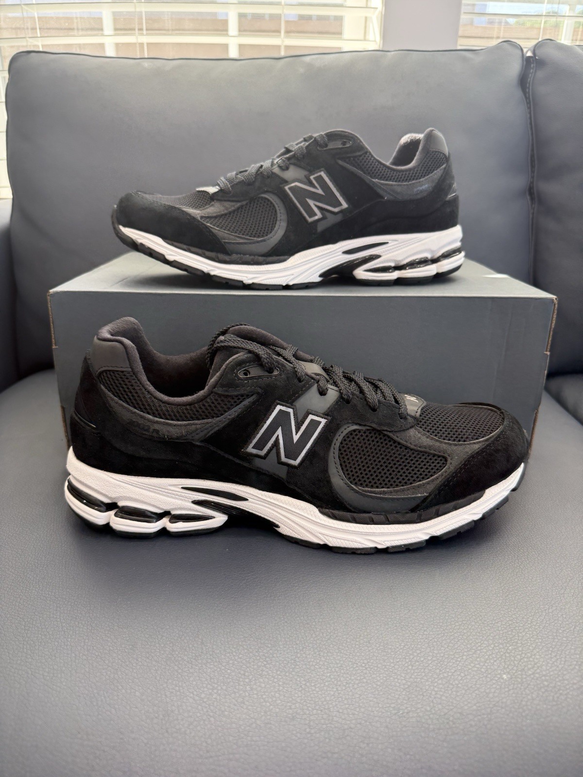 New Balance 2002R Black Gunmetal Shoe Suede Mesh Sneakers M2002RBK Men Size 11