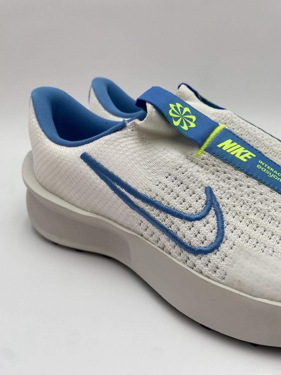 Nike INTERACT RUN EASYON Women’s NEW Running Shoes White/Beyond-Volt Multi Sizes