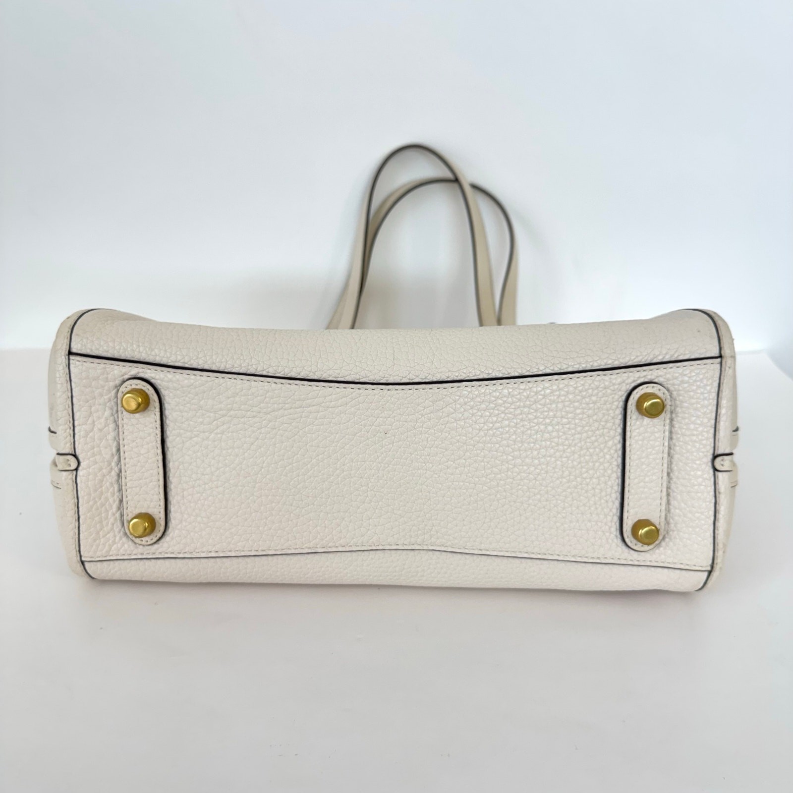 Coach Lori Shoulder Bag Refined Pebble Leather Chalk Off-White C4824