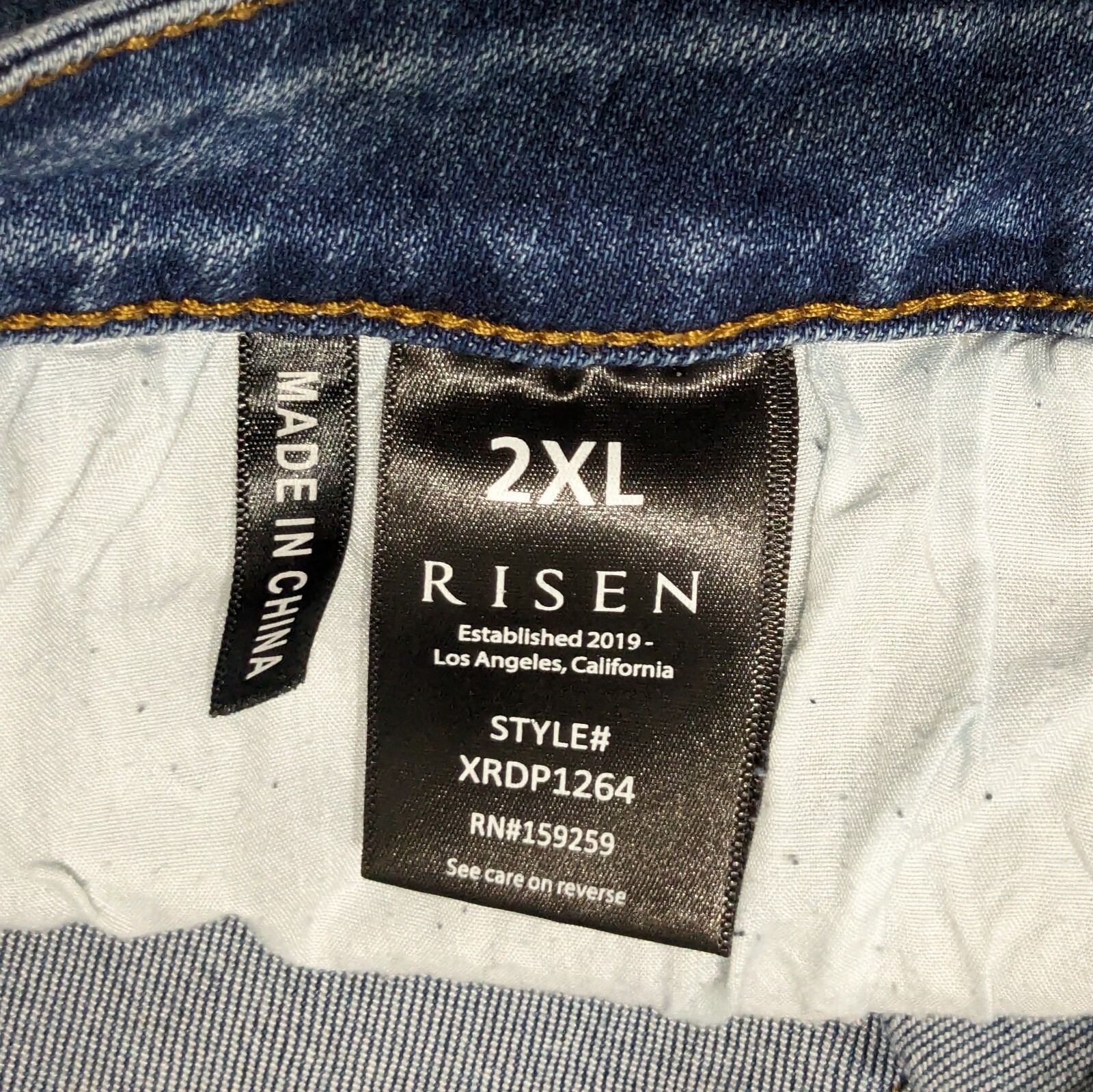Risen Jeans Womens 2XL Blue Raw Hem Comfort Stretch Denim Lightly Distressed