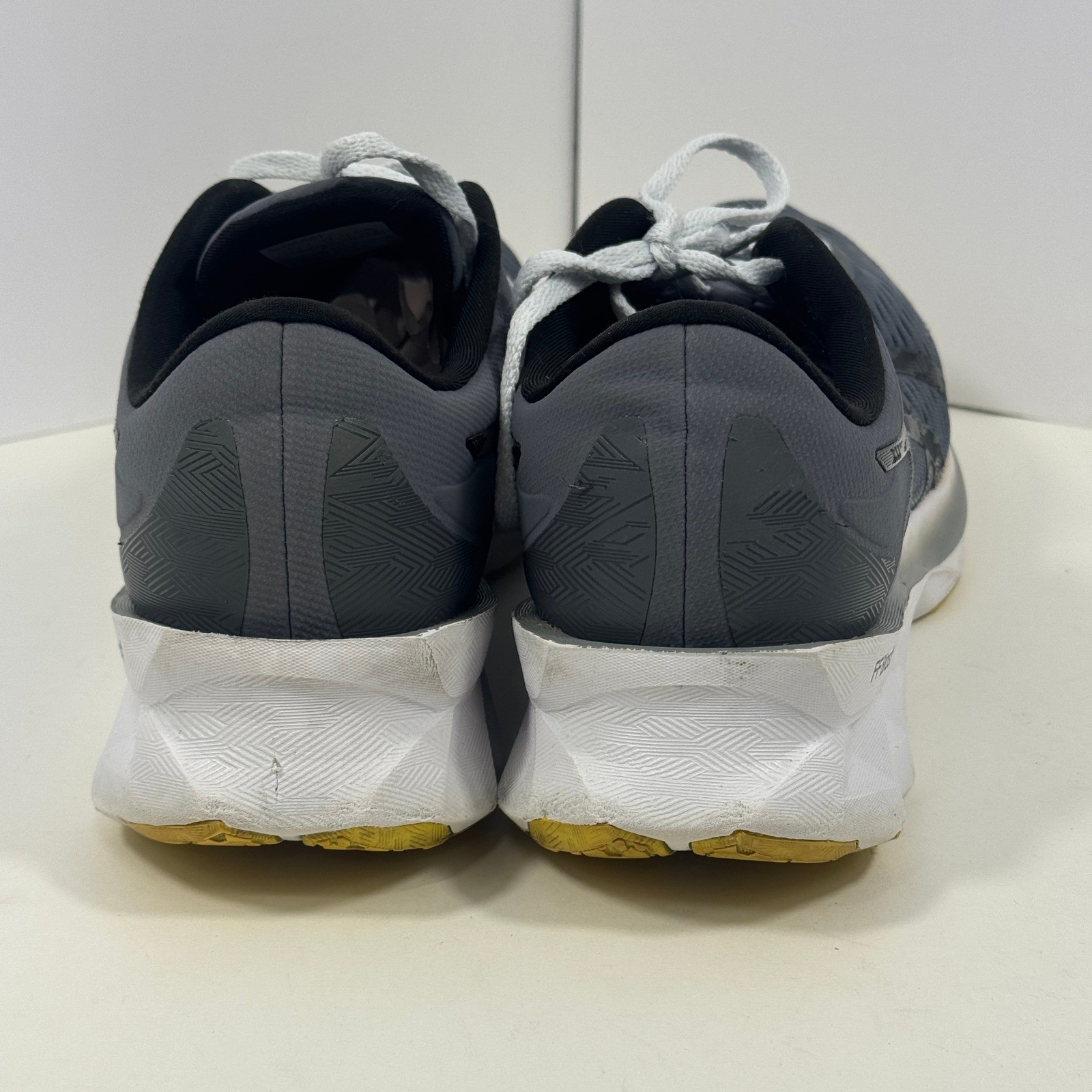 ASICS Gel Nimbus 25 Men’s Running Shoes Gray Yellow Size 12