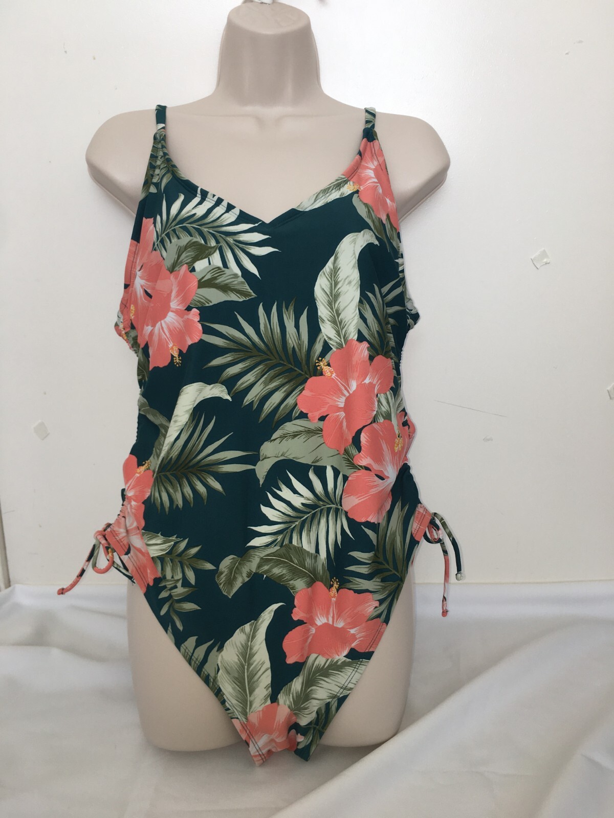 Kona Sol Womens Swimsuit One Piece Swimwear Green Floral Tropical Side Cinch…