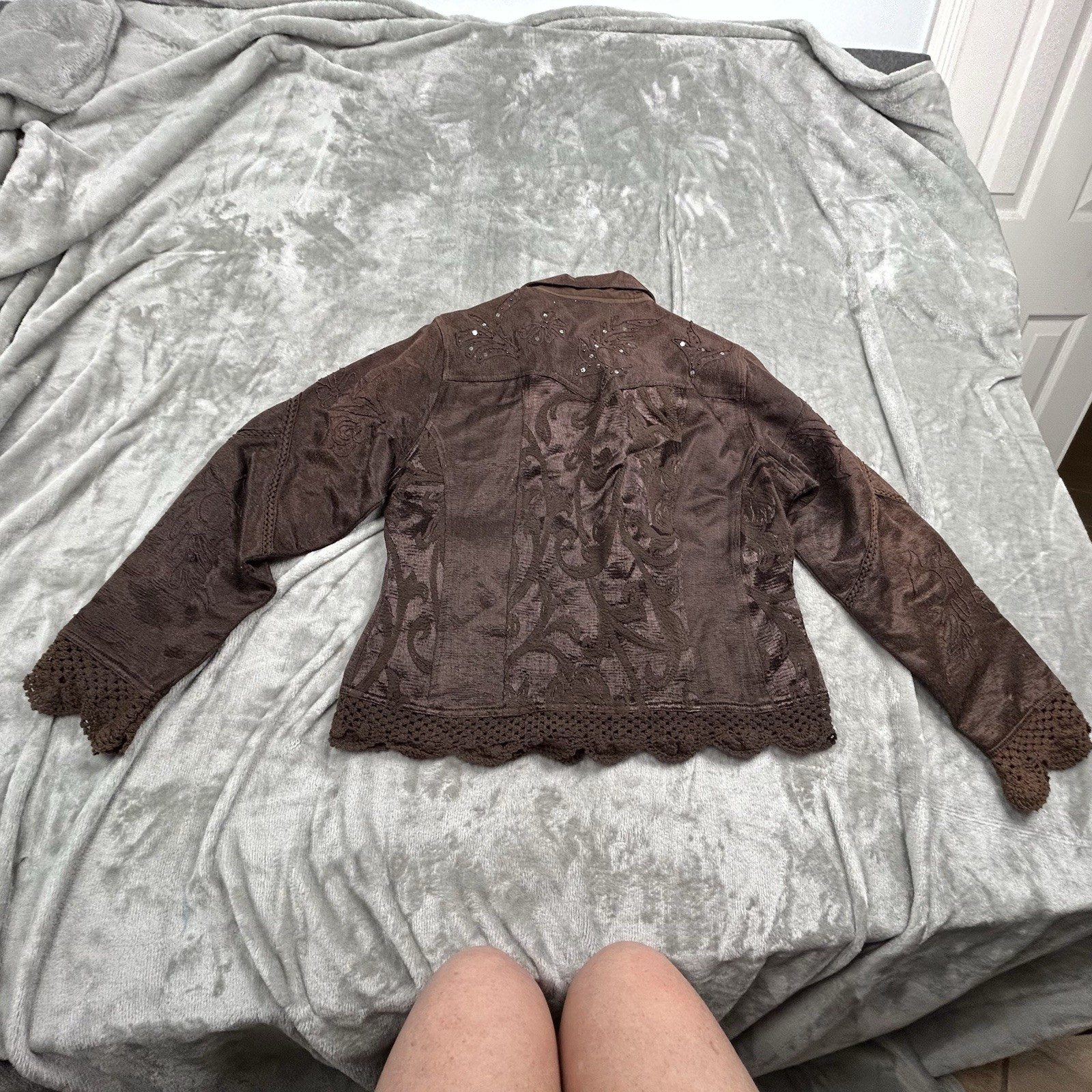 Flashback Couture Women’s Jacket Sz M Brown Embroidered Sequin Crochet Hem Boho