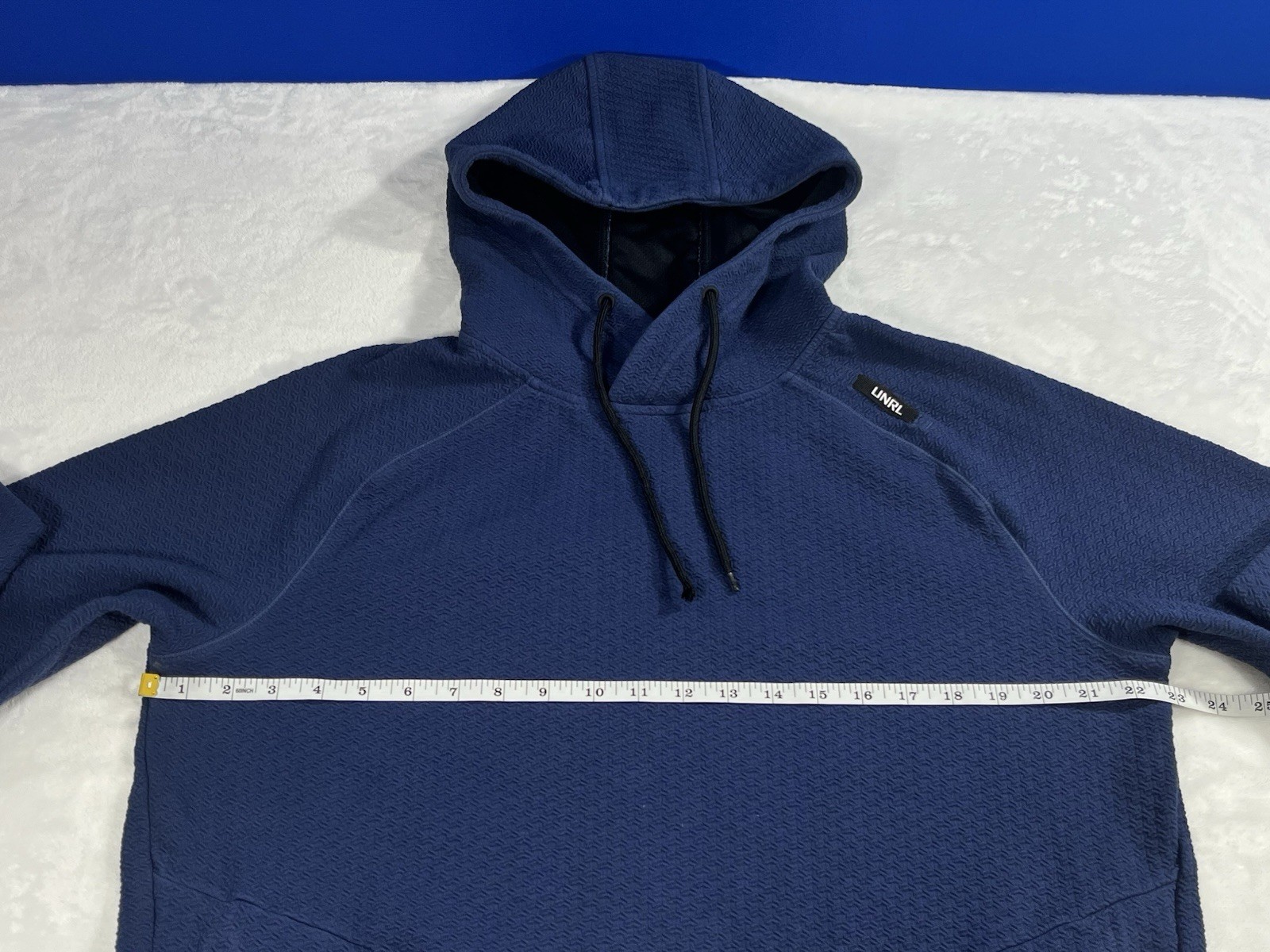 UNRL Elevation Hoodie Men’s Sz L Blue Textured Performance Sweatshirt Pullover