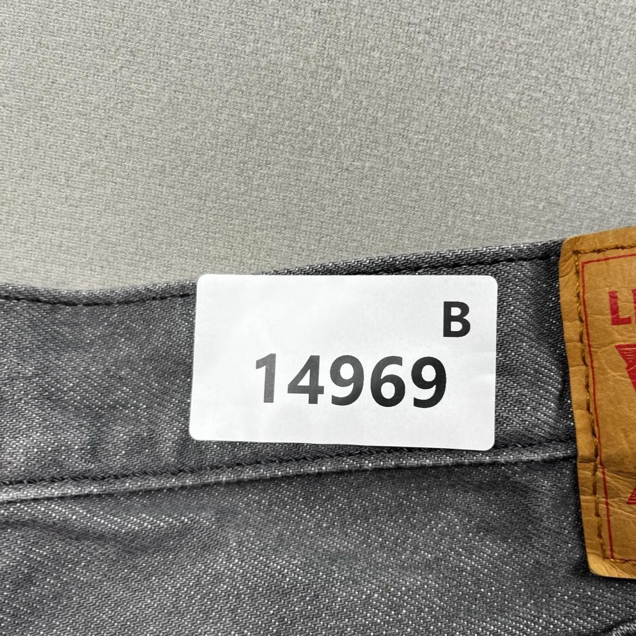 Levis 501 Jeans Mens 36×30 Gray Denim Original Straight Button Fly Charcoal Wash