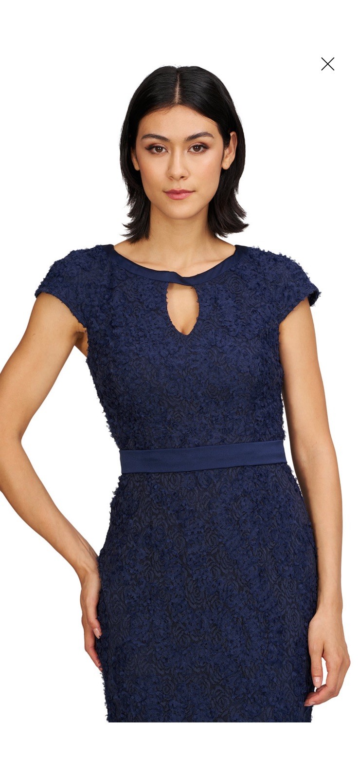 JS Collections Leigh 3D-Floral Keyhole-Cutout Gown In Navy New Size 6