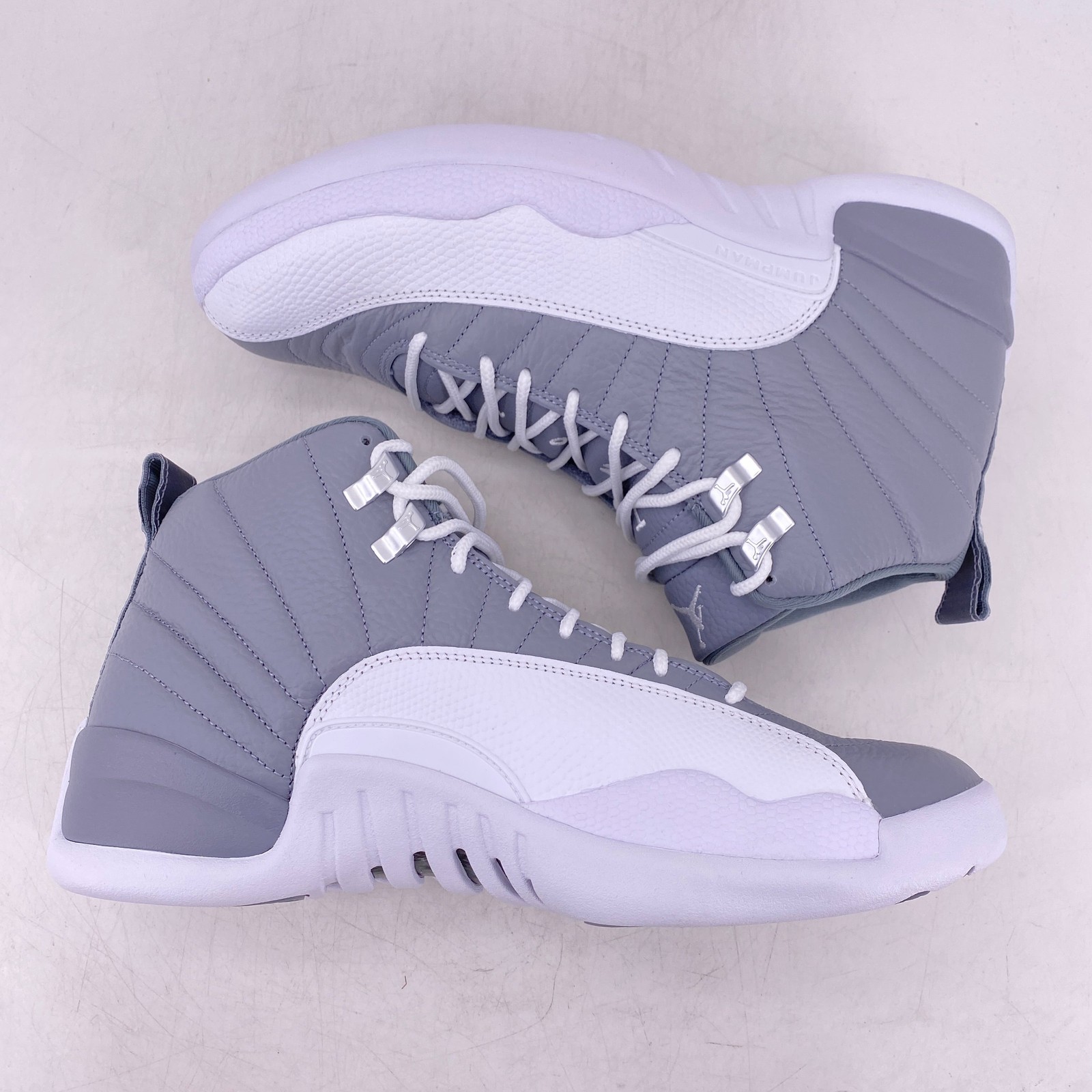 Air Jordan 12 Retro “STEALTH” 2022 – Size 10.5 – ct8013 015 (10028-8)