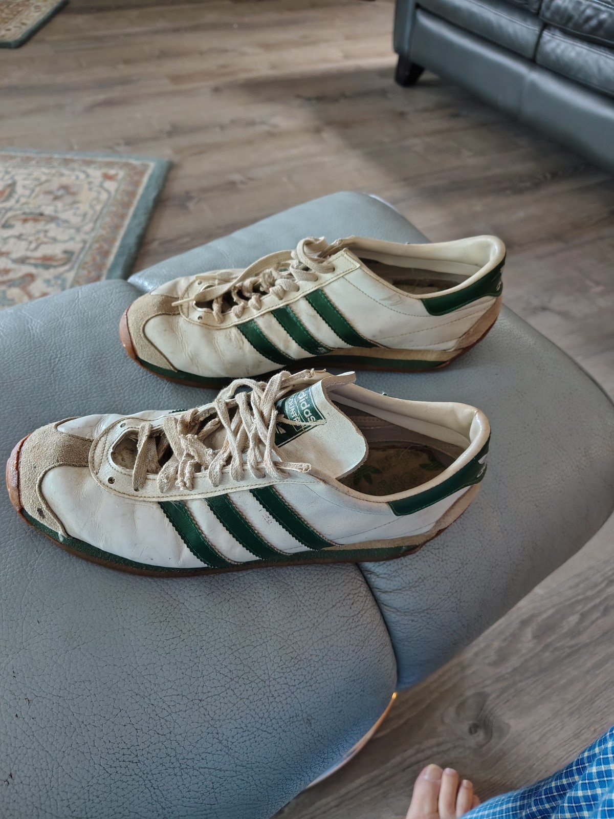 vintage 70s Adidas cross country running shoes size 8.5