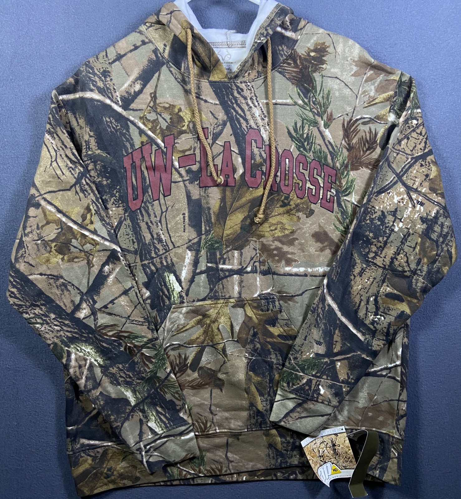 NEW REALTREE Outfitters Game UWLA Wisconsin La Crosse U Eagles Camo Hoodie M NWT