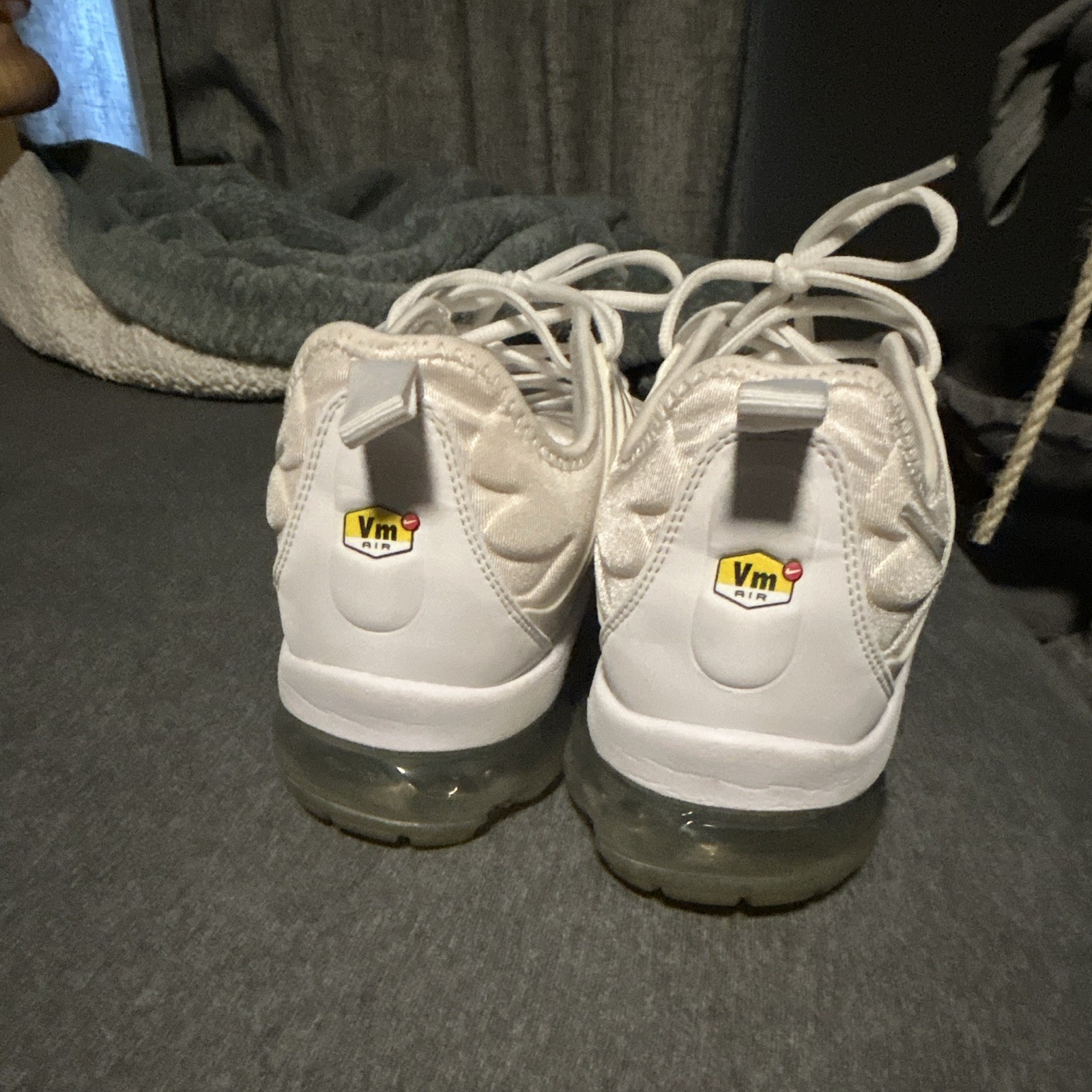 Nike Air VaporMax Plus Men’s Low-Top White Running Sneakers 924453-100