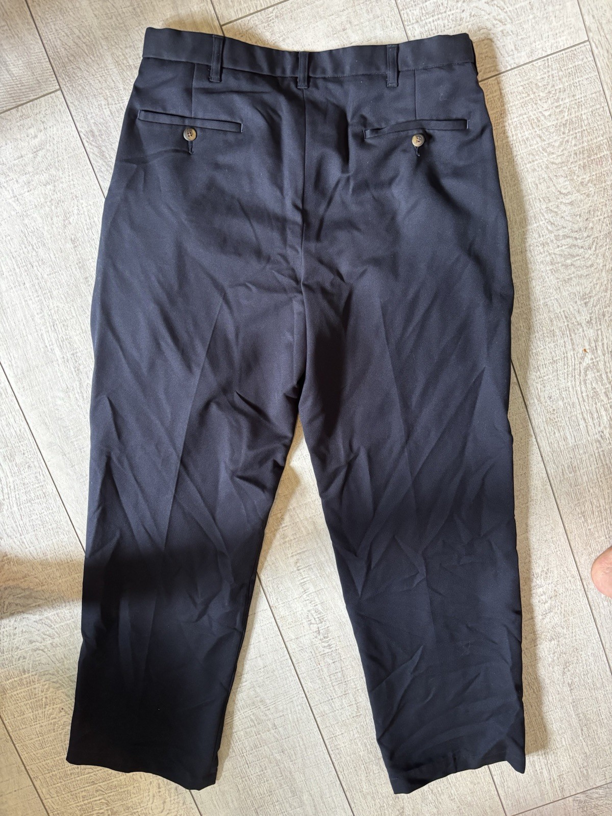 Haggar Men’s Black Pleated Front Dress Pants Classic Fit Straight Leg 34W