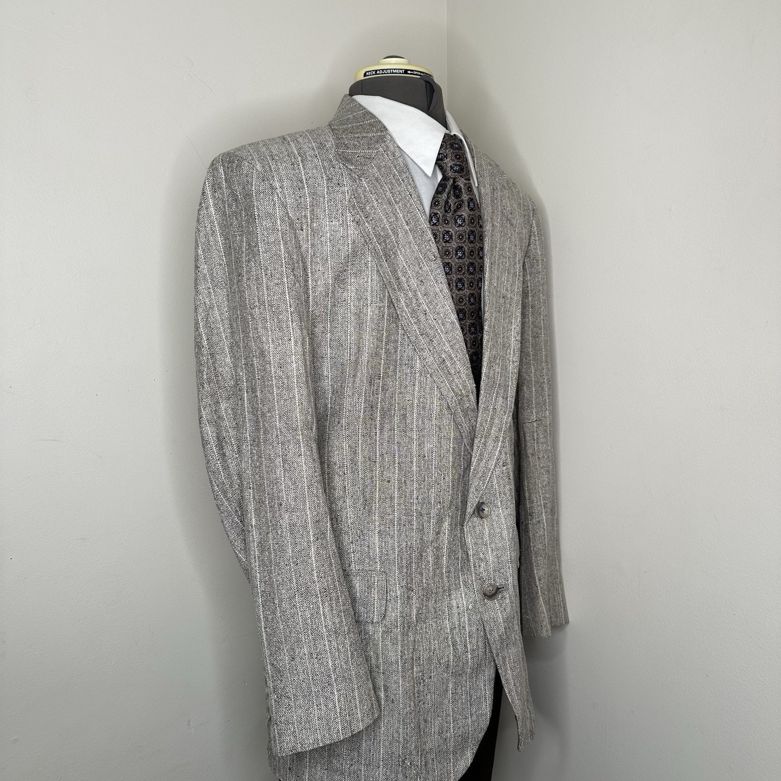 Mens 44L Blazer Silk Gray Striped 2 Button 2XL 48″ Sport Coat Suit Jacket USA