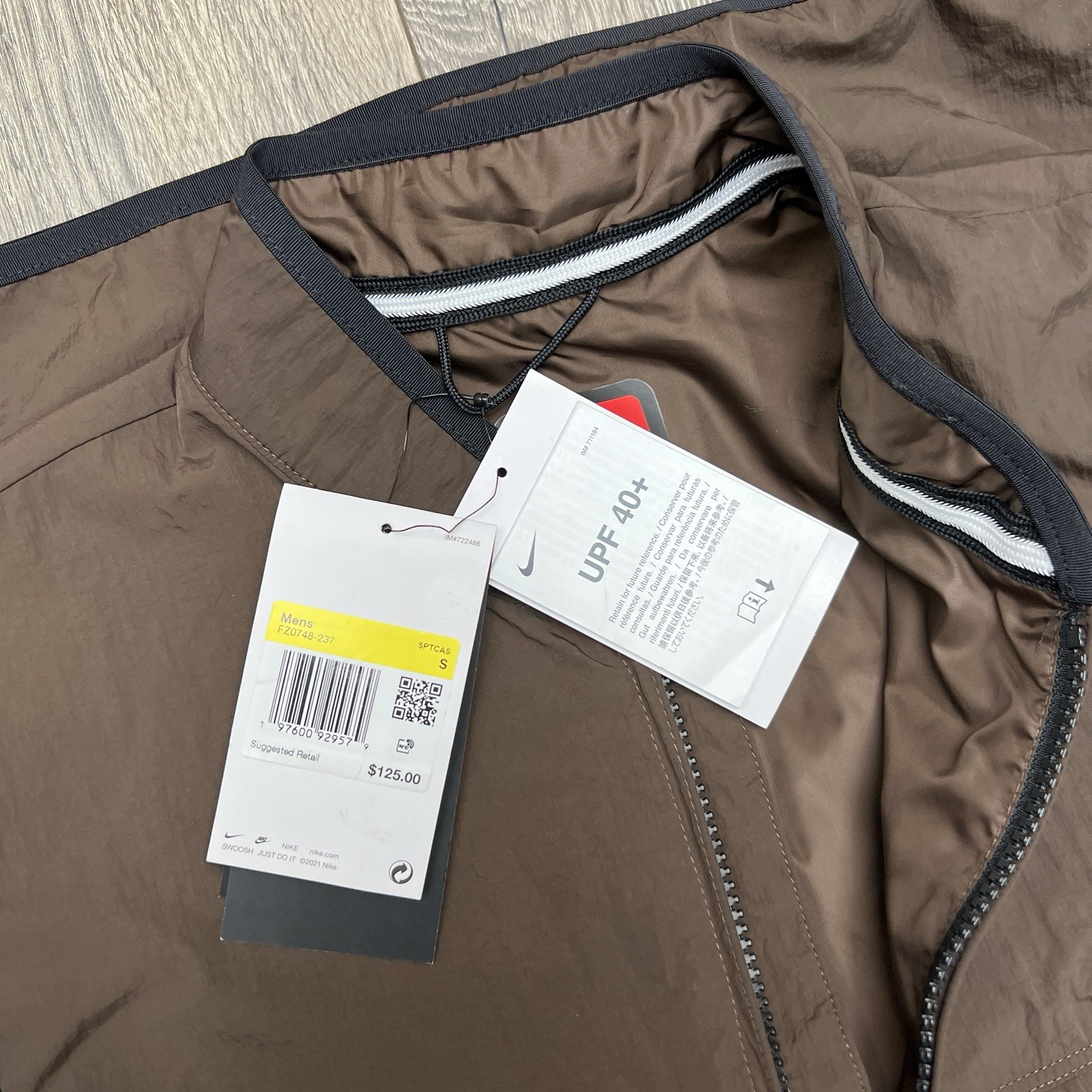 Nike Tech Woven Vest Size Small Mens Brown Black Full Zip Loose Fit $125