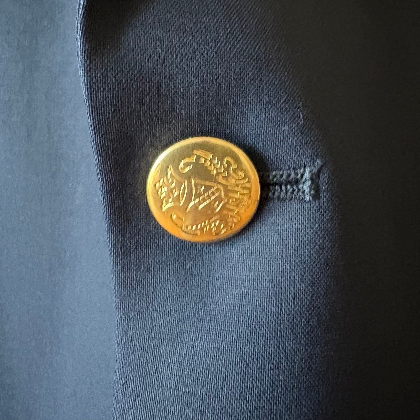 Hart Schaffner & Marx Navy Blue Wool Blazer Gold Buttons 38R USA Made Preppy VTG