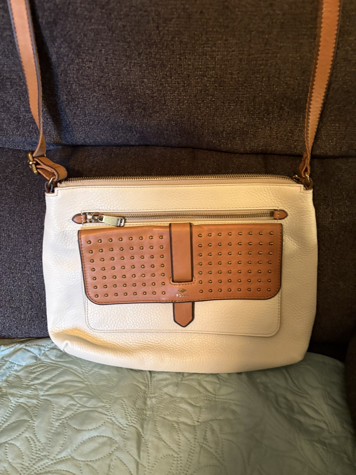 Fossil White Leather Crossbody Bag Pebbled Leather Adjustable with dust bag