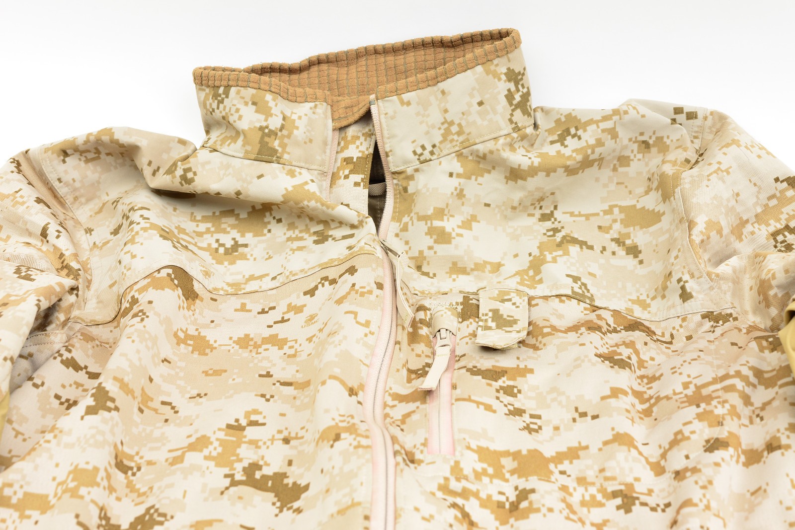 Combat Desert Jacket 180S CDJ USMC MADE IN USA SMALL Desert Digital Marpat.
