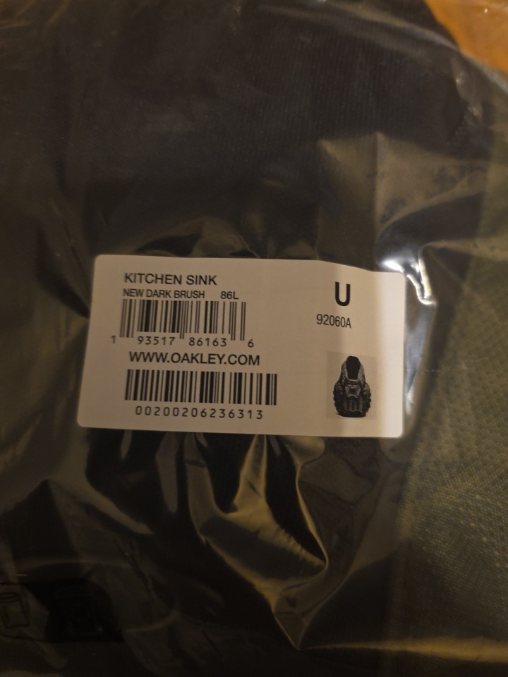 Oakley – Kitchen Sink Backpack in New Dark Brush – 92060A-86L